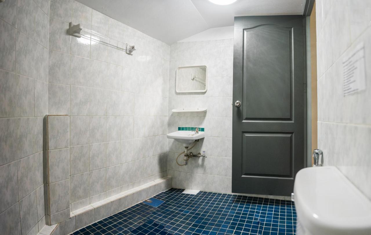Dutch Guest House Chiang Mai Dış mekan fotoğraf